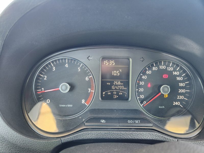 VOLKSWAGEN POLO 2010