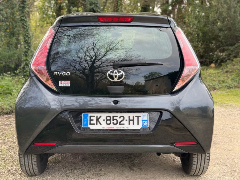 TOYOTA AYGO 1.0 VVT-i 69 X-PLAY 