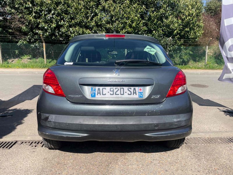 PEUGEOT 207 ACTIVE 1.4i 95CV