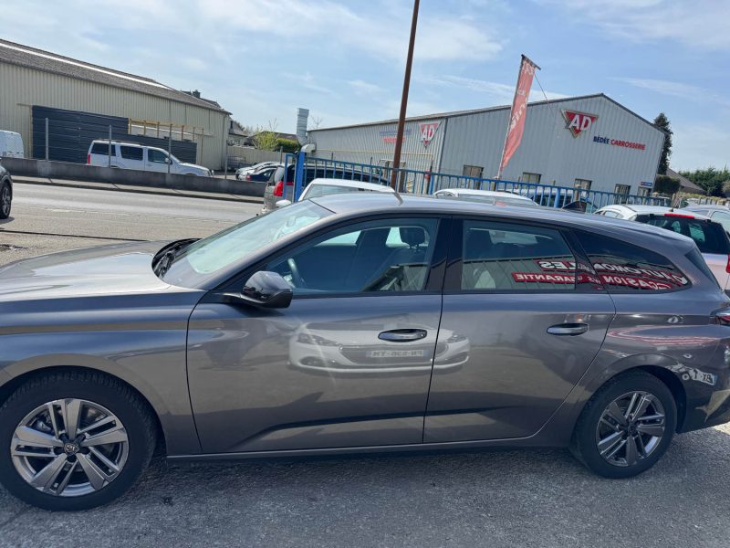 PEUGEOT 308 1.5 HDi 130ch Active Pack EAT8