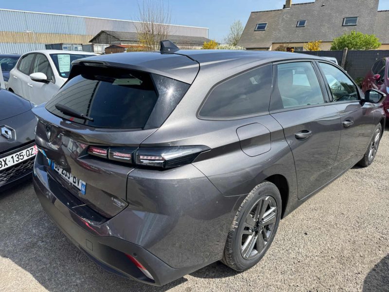 PEUGEOT 308 1.5 HDi 130ch Active Pack EAT8