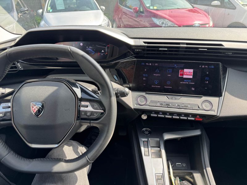 PEUGEOT 308 1.5 HDi 130ch Active Pack EAT8