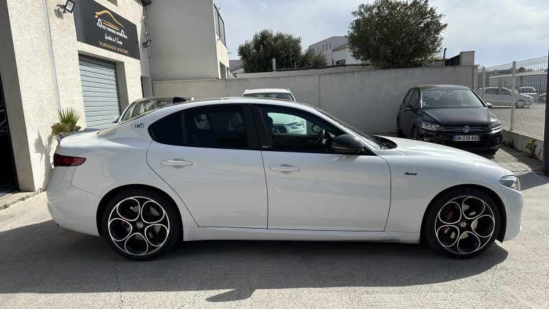 ALFA ROMEO GIULIA 2021