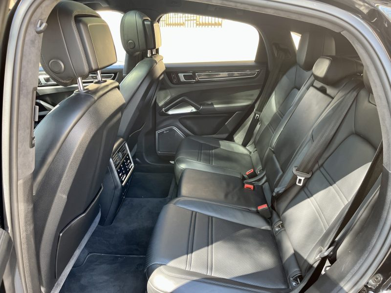 Porsche Cayenne Turbo Coupé 550 ch - 2019