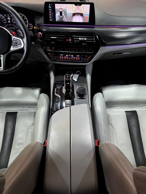 BMW M5 Compétition  4.4 V8 600ch 2018