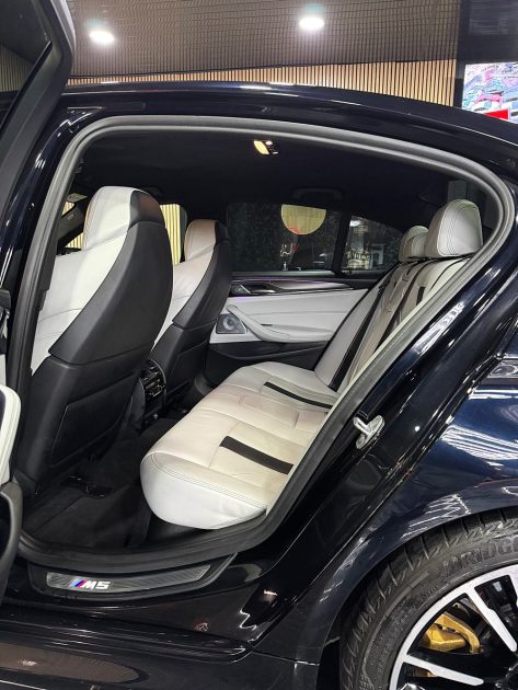 BMW M5 Compétition  4.4 V8 600ch 2018