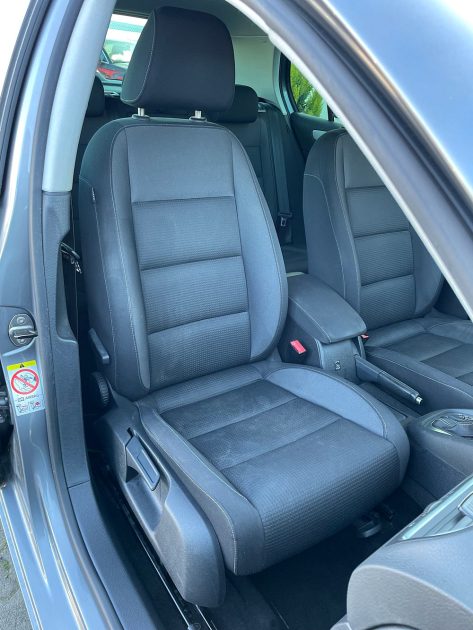 VOLKSWAGEN GOLF GARANTIE 12 MOIS 2010