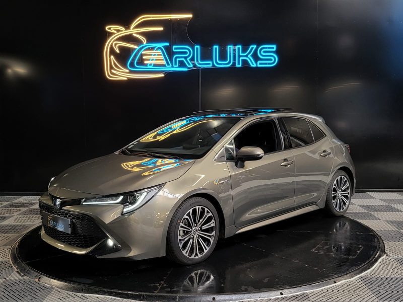 TOYOTA COROLLA 1.8i HYBRID 122CH / TOIT OUVRANT / 1ERE MAIN / SUIVI COMPLET TOYOTA / GARA