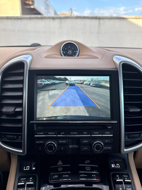 PORSCHE CAYENNE  2016