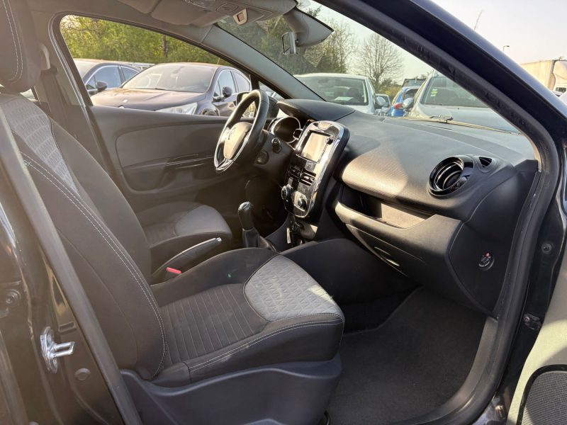 RENAULT CLIO 2015