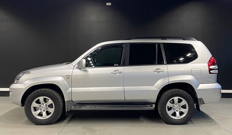 TOYOTA Land Cruiser  2009