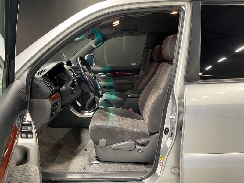 TOYOTA Land Cruiser  2009