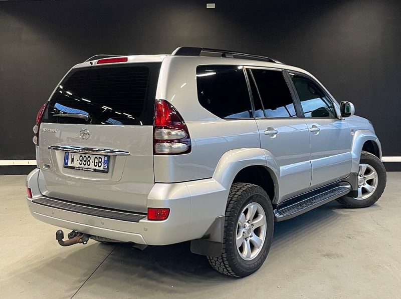 TOYOTA Land Cruiser  2009