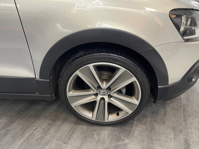 VOLKSWAGEN POLO 2013