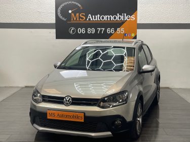 VOLKSWAGEN POLO 2013