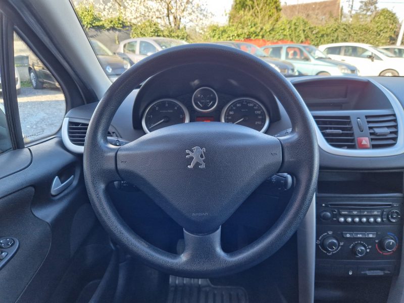 PEUGEOT 207 1.4L HDI 70Cv *ACTIVE* / GARANTIE&REVISEE