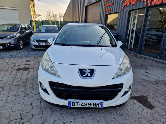 PEUGEOT 207 1.4L HDI 70Cv *ACTIVE* / GARANTIE&REVISEE