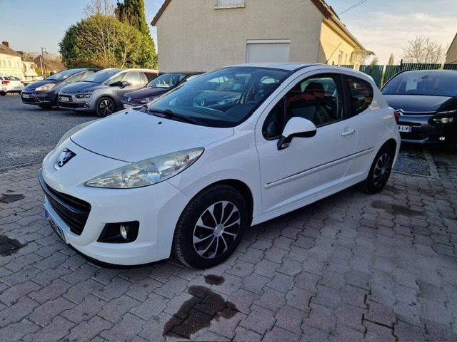 PEUGEOT 207 1.4L HDI 70Cv *ACTIVE* / GARANTIE&REVISEE