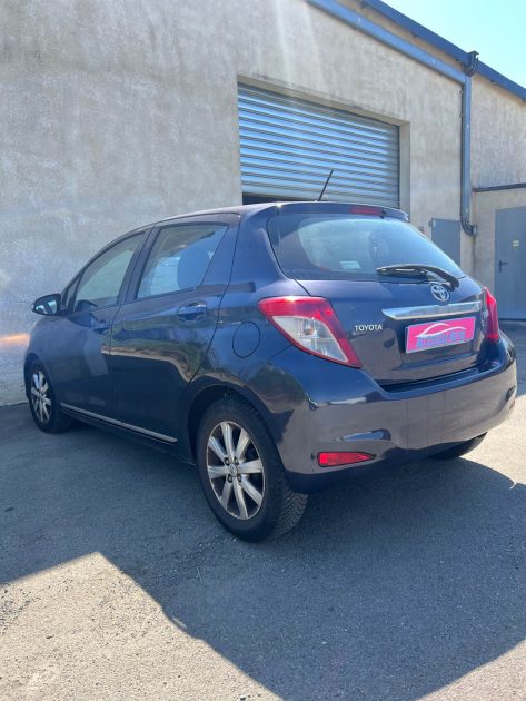TOYOTA YARIS 2013