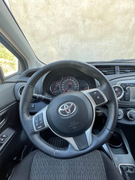 TOYOTA YARIS 2013