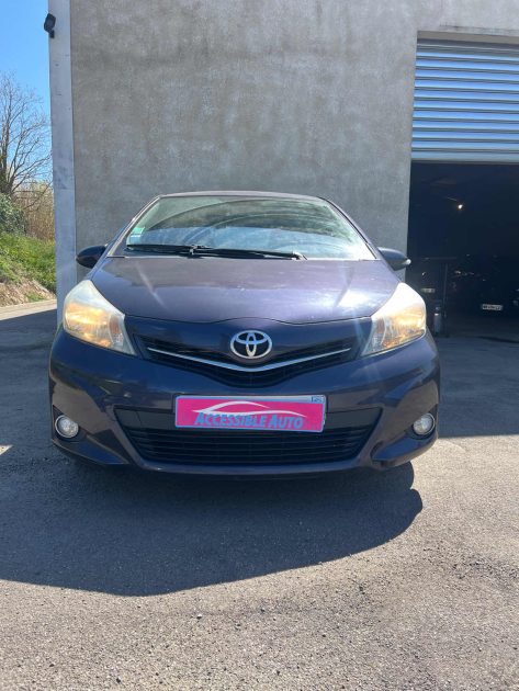 TOYOTA YARIS 2013