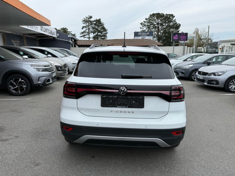 VOLKSWAGEN T-CROSS 2024