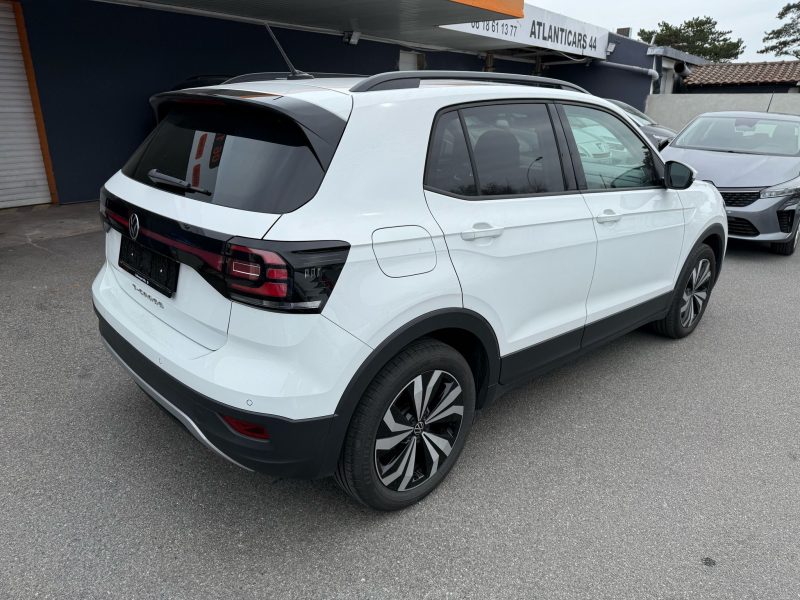 VOLKSWAGEN T-CROSS 2024
