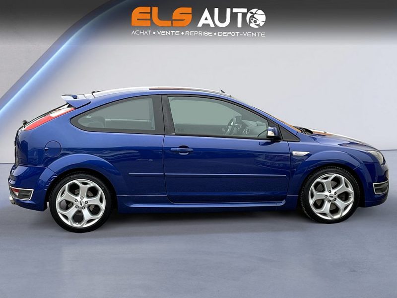 Ford Focus ST 2.5i 225ch Coupe 