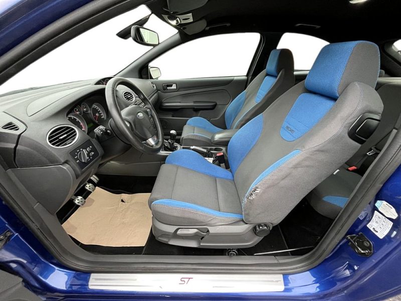 Ford Focus ST 2.5i 225ch Coupe 