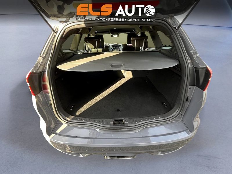 Ford Focus Tournier ST 2.0i 250ch