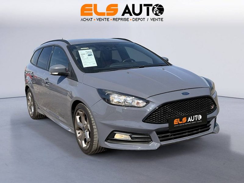 Ford Focus Tournier ST 2.0i 250ch