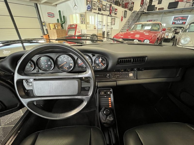 PORSCHE 930 TURBO 1984