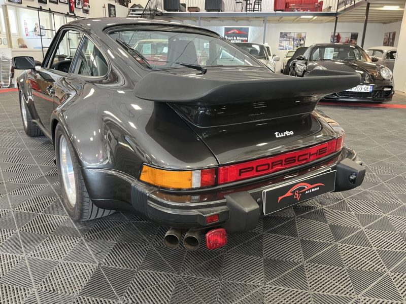 PORSCHE 930 TURBO 1984