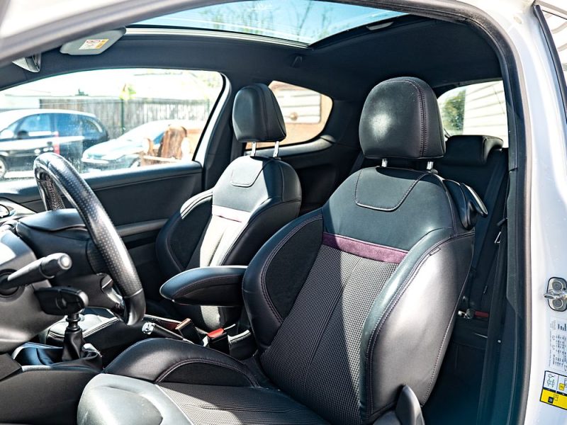 PEUGEOT 208 1.6 THP 156ch BVM6 XY