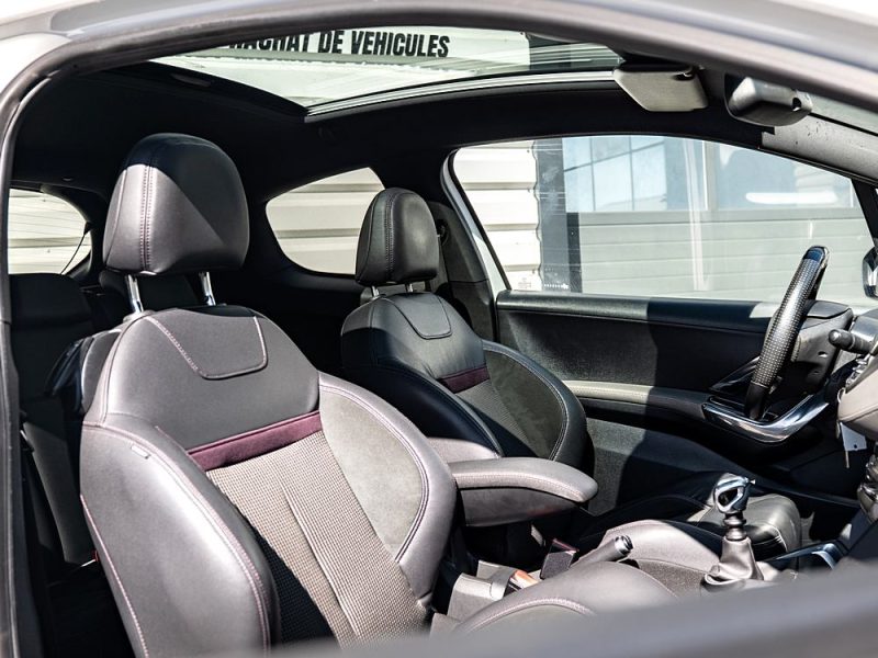 PEUGEOT 208 1.6 THP 156ch BVM6 XY