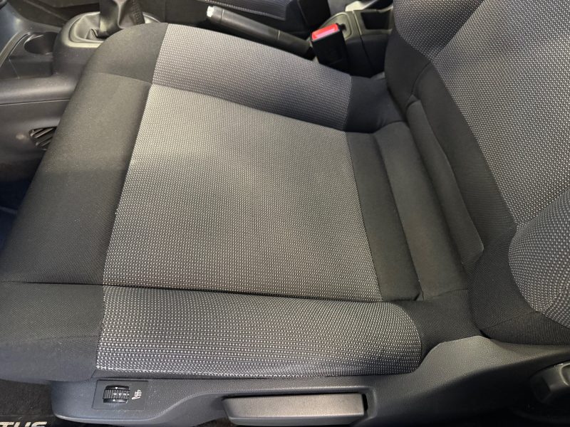 CITROEN  C4 CACTUS 1.6 Hdi 100 Rip Curl toutes options All Grip
