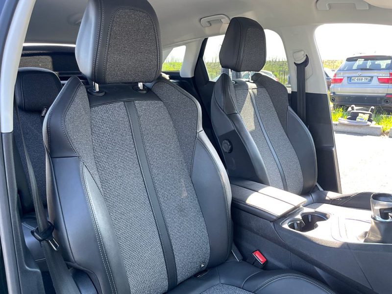 PEUGEOT 3008 - DISTRIBUTION FAITE - GARANTIE