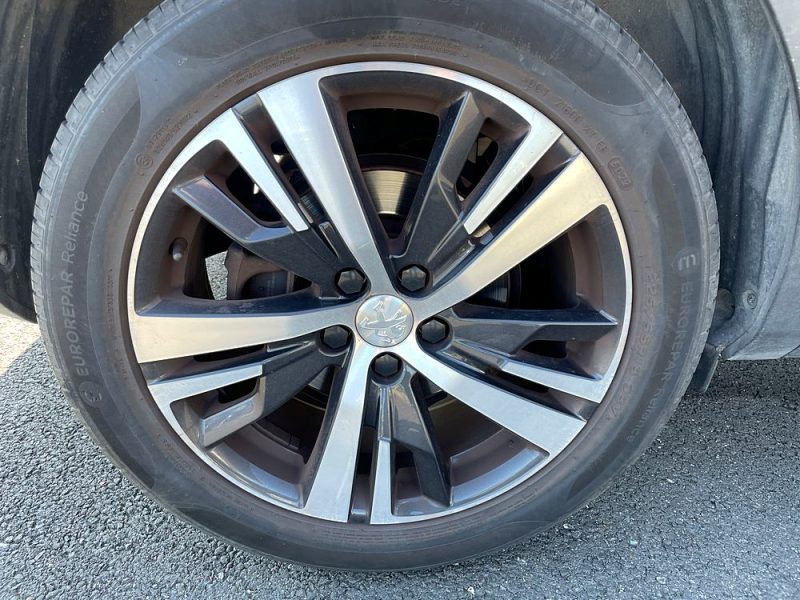 PEUGEOT 3008 - DISTRIBUTION FAITE - GARANTIE