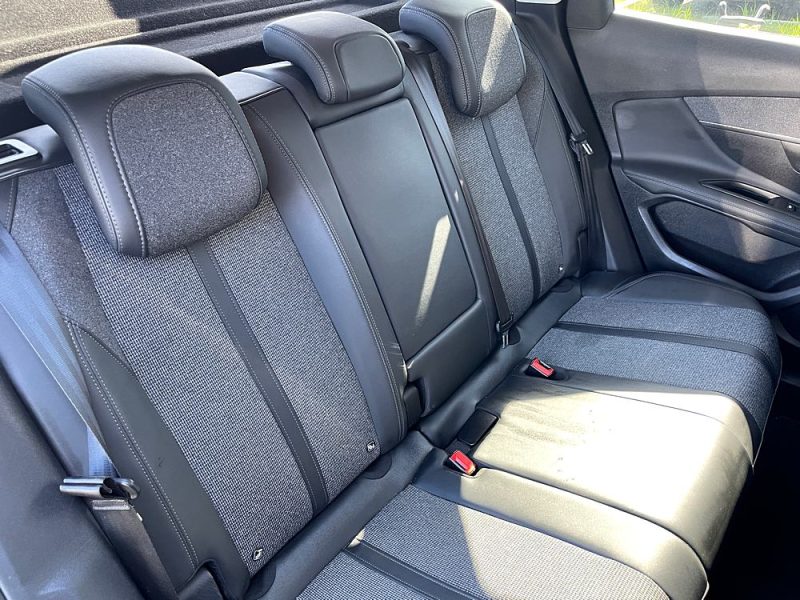 PEUGEOT 3008 - DISTRIBUTION FAITE - GARANTIE