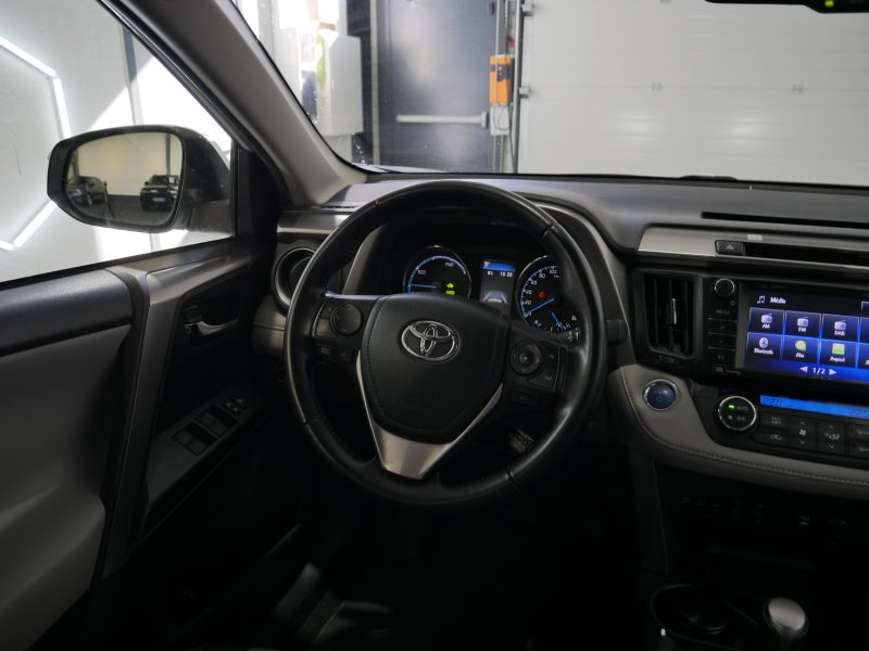 TOYOTA RAV4 2016