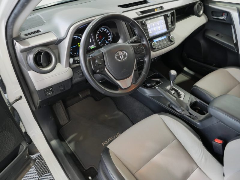 TOYOTA RAV4 2016