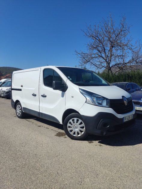 RENAULT TRAFIC 2019
