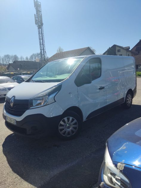 RENAULT TRAFIC 2019