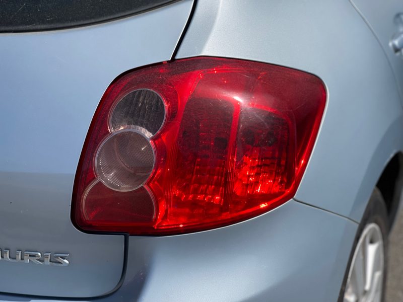 TOYOTA AURIS (150) (Prod GB) 5 Portes 2.0 D-4D 126 ch Pack Luna GARANTIE 6 MOIS