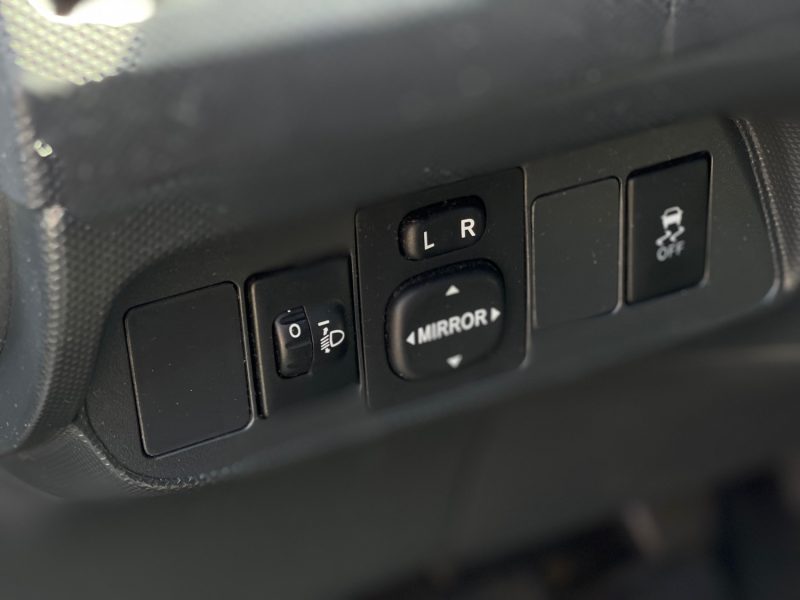 TOYOTA AURIS (150) (Prod GB) 5 Portes 2.0 D-4D 126 ch Pack Luna GARANTIE 6 MOIS