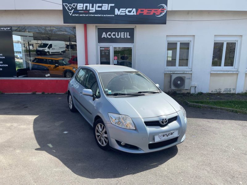 TOYOTA AURIS (150) (Prod GB) 5 Portes 2.0 D-4D 126 ch Pack Luna GARANTIE 6 MOIS