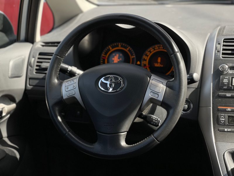 TOYOTA AURIS (150) (Prod GB) 5 Portes 2.0 D-4D 126 ch Pack Luna GARANTIE 6 MOIS