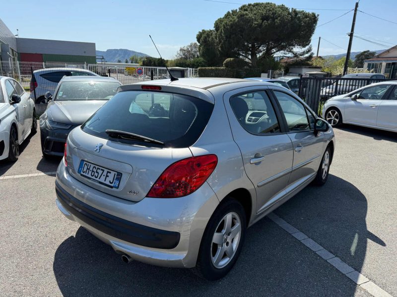 PEUGEOT 207 2008