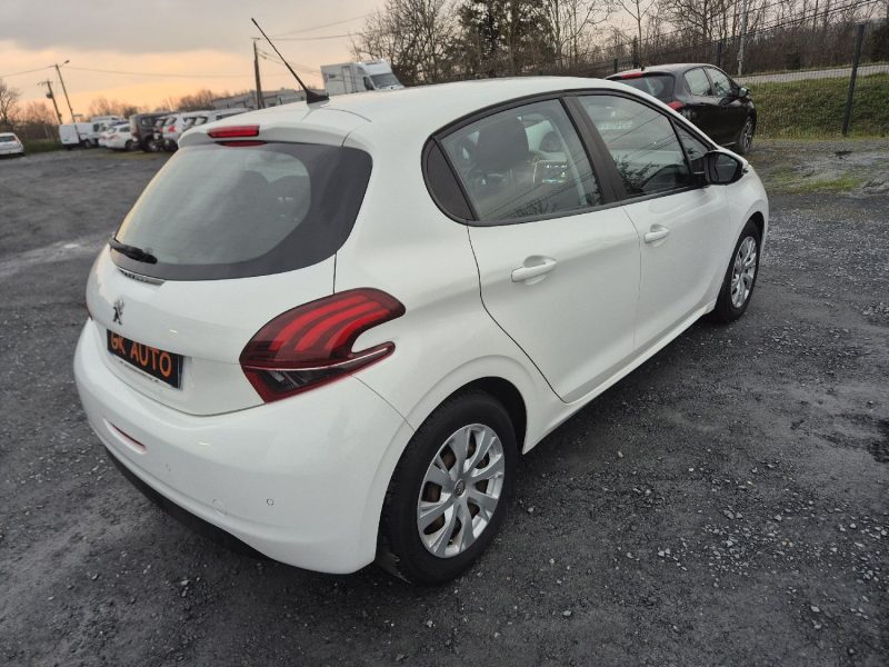 PEUGEOT 208 BLUE HDI 100CV 2019 146700 KM 