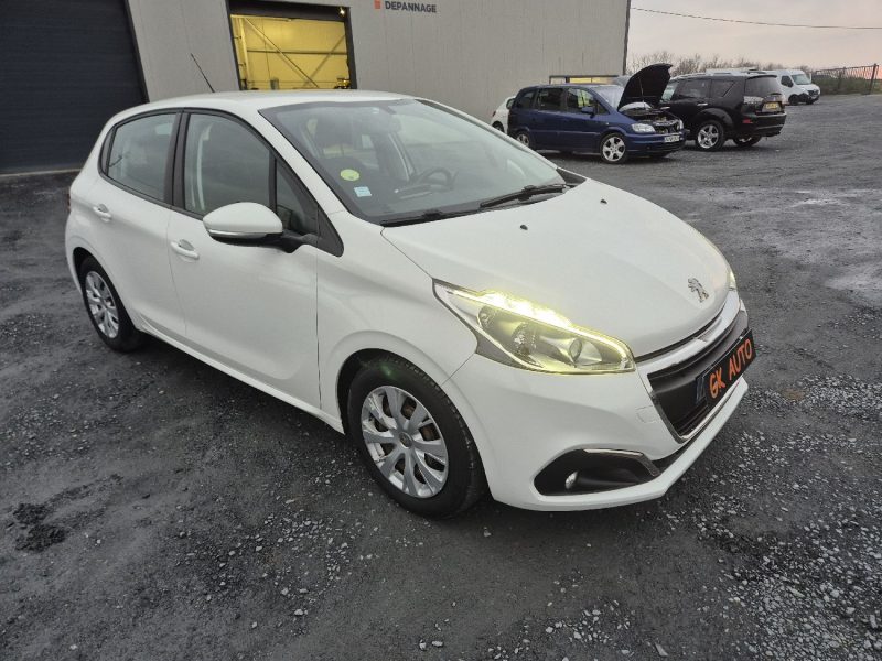 PEUGEOT 208 BLUE HDI 100CV 2019 146700 KM 